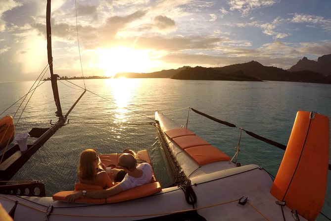 LUXURY Catamaran Bora Bora : The Sunset Escape - Setting sail from your hotel dock