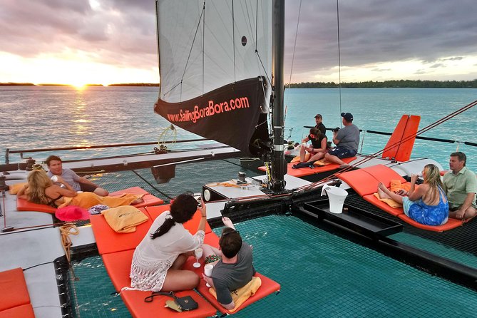 LUXURY Catamaran Bora Bora : The Sunset Escape - The two-hour route around Bora Bora