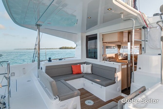 Luxury Catamaran in the Maddalena Archipelago from PALAU - The crew can shape the whole day