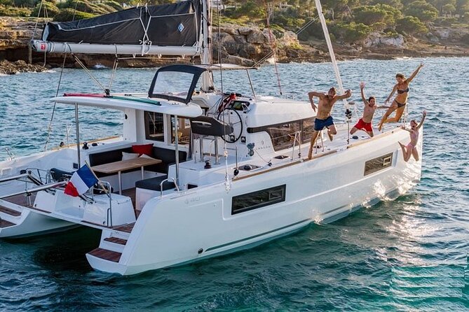 Luxury Catamaran in the Maddalena Archipelago from PALAU - Who will enjoy this catamaran most?