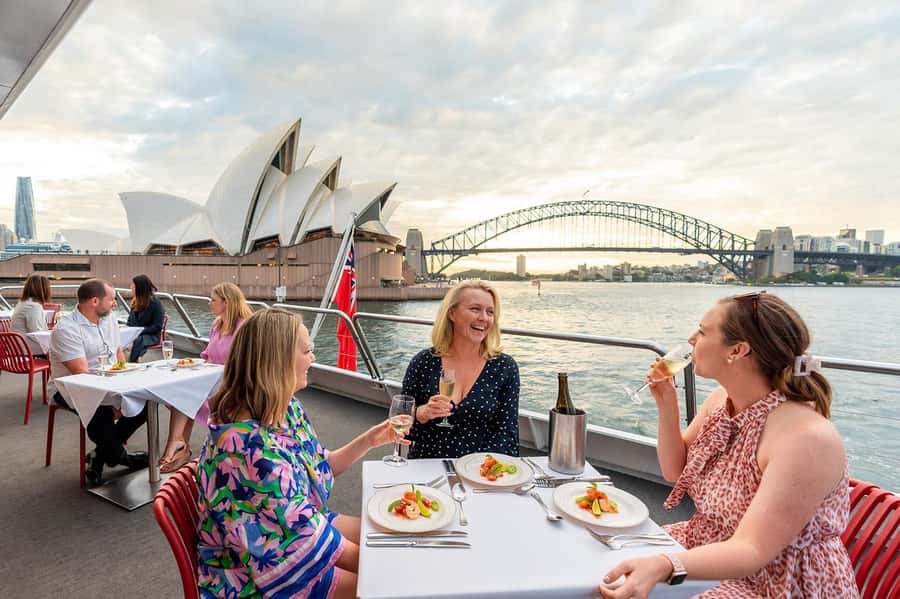 Luxury Catamaran Lunch Cruise with Deluxe Buffet - What the 90-minute route shows you