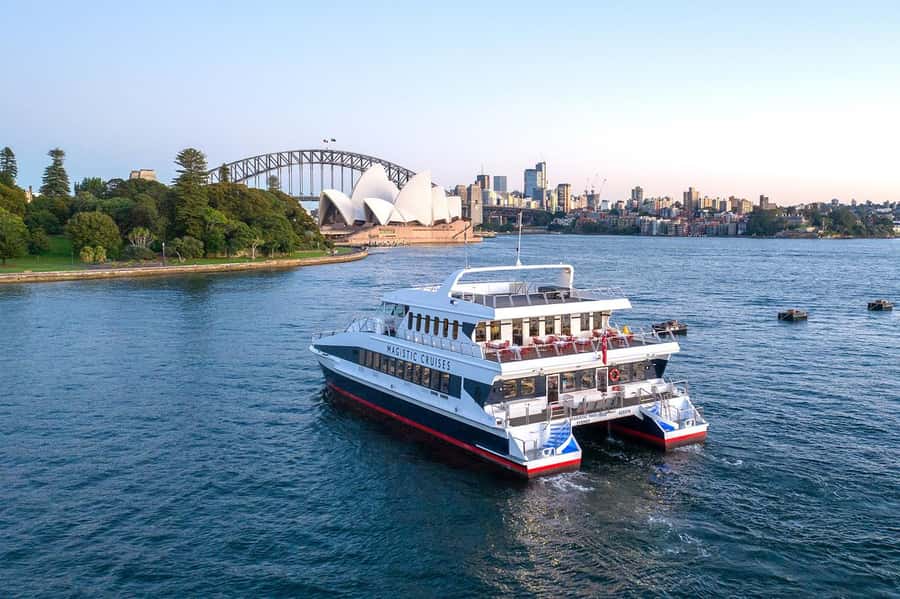 Luxury Catamaran Lunch Cruise with Deluxe Buffet - Small details that make the outing easier