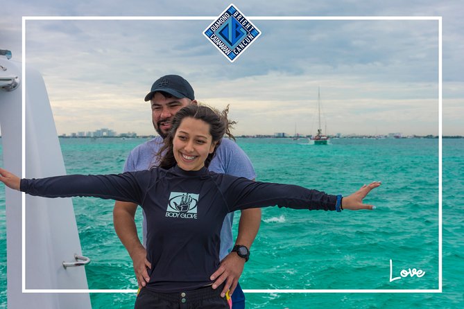 Luxury Catamaran tour to Isla Mujeres with Transportation from Cancun - The sunset spinnaker finale