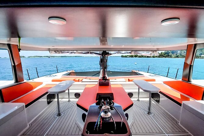 LUXURY PRIVATE Catamaran Bora Bora : Half-Day Trip - What the private format really gives you