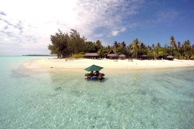 LUXURY PRIVATE Catamaran : Full-Day Sail & Polynesian Motu Lunch - Bora Bora from your own catamaran