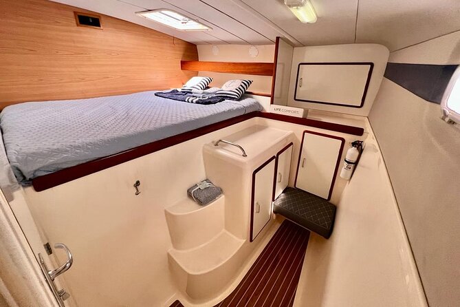 Luxury Sailing catamaran charter in Cabo San Lucas all inclusive - Who gets the best value from $2,350