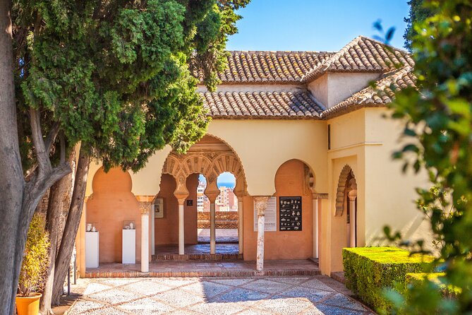 Malaga Private Walking Tour, Alcazaba & Catamaran Cruise - Fitness, weather, and timing advice