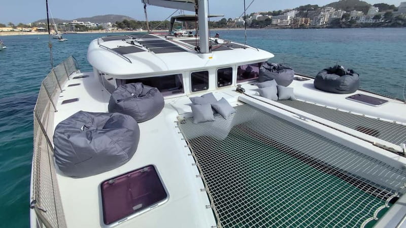 Mallorca: Catamaran Boat Tour with Tapas - Camp de Mar and 105 minutes in the water