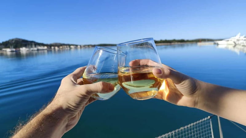 Mallorca: Catamaran Boat Tour with Tapas - Best for couples, small groups, and easygoing swimmers