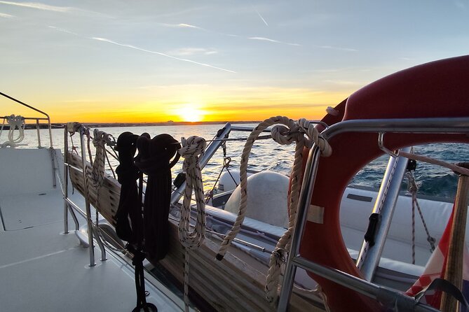Mallorca Catamaran Tour with Tapas - small group - - Tapas made onboard