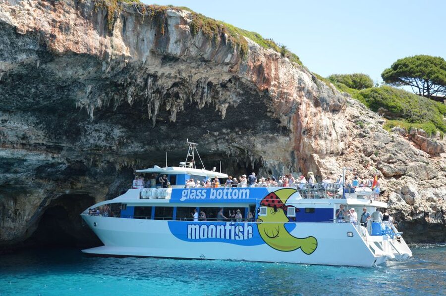 Mallorca: Glass-Bottom Catamaran Along the East Coast - Key points at a glance