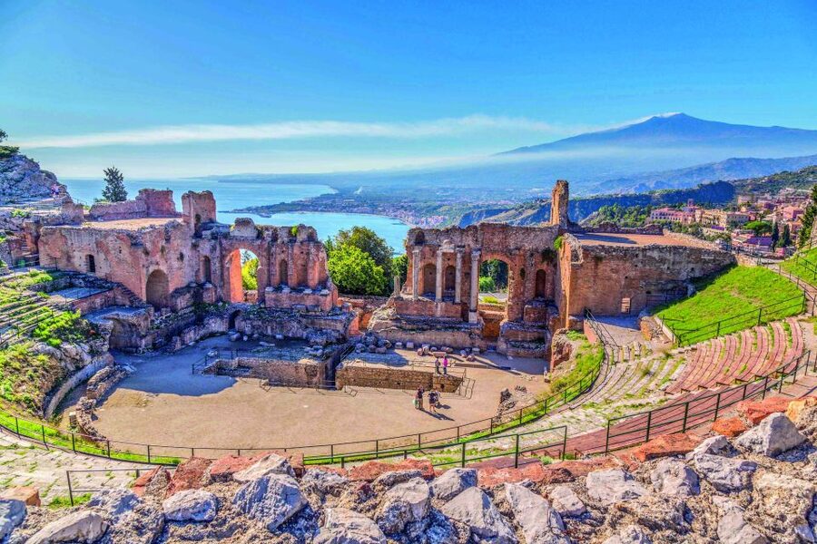 Malta: Mount Etna and Taormina Guided Day Trip by Catamaran - Starting at the Virtu Ferries terminal