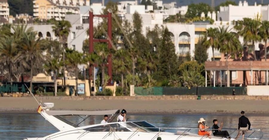 Marbella: Puerto Banús 2-hour luxury catamaran - What the coastal views offer