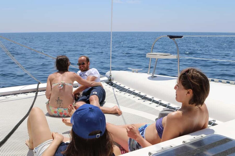 Marseille: Calanques Catamaran Cruise, Picnic, & Swimming - What lunch and the all-inclusive setup are really worth