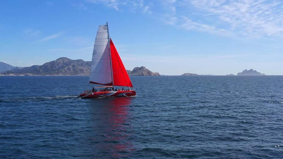 Marseille : Calanques Catamaran Cruise with Lunch & Wine - Who should book this day at sea?