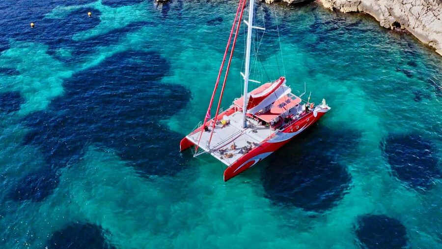 Marseille : Calanques Catamaran Cruise with Lunch & Wine - Riou Island and the first swim