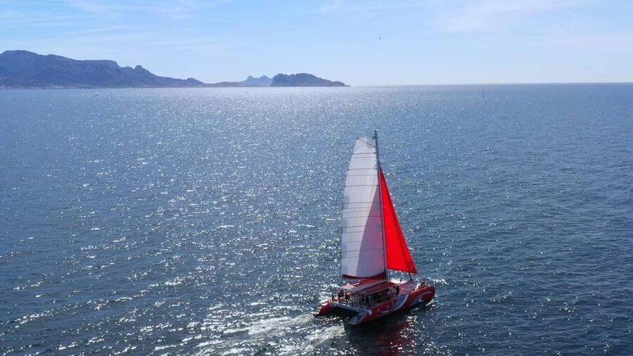Marseille : Calanques Catamaran Cruise with Lunch & Wine - The quiet stop and Sugiton