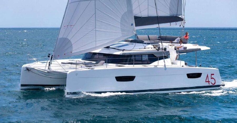 Marseille: Catamaran cruise to discover Frioul Islands - Starting at Port Corbière at 9:45