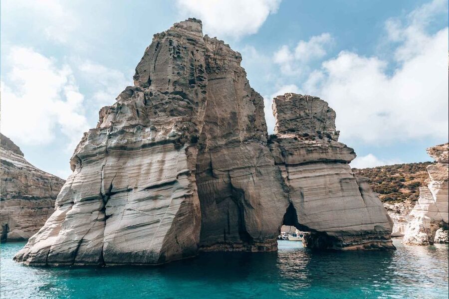 Milos: Full-Day Catamaran Cruise with Paddle Board - Who will get the most from this day