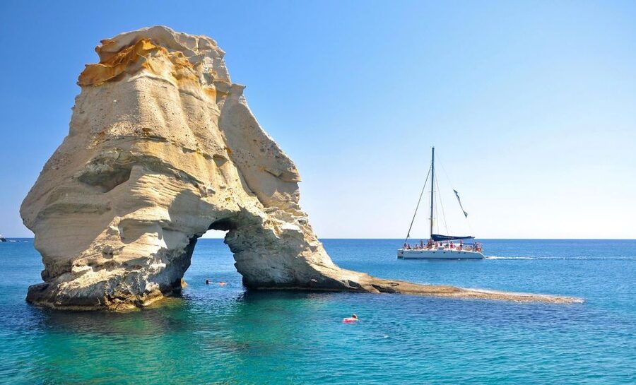 Milos: Half-Day Morning Catamaran Cruise to Kleftiko - Kalogries Bay makes the first swim easy