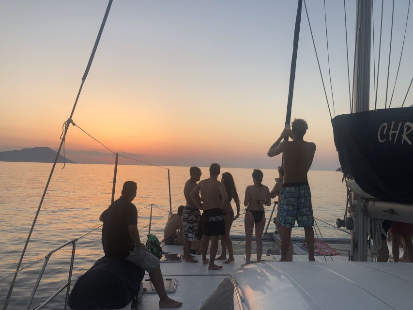 Milos: Sunset Catamaran Cruise with Kleftiko Visit - Why this Milos sunset cruise is worth your afternoon