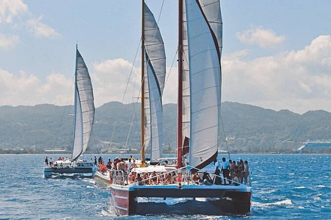 Montego Bay Catamaran: Snorkel Tour with Open Bar & Reggae DJ - Key points to know before booking