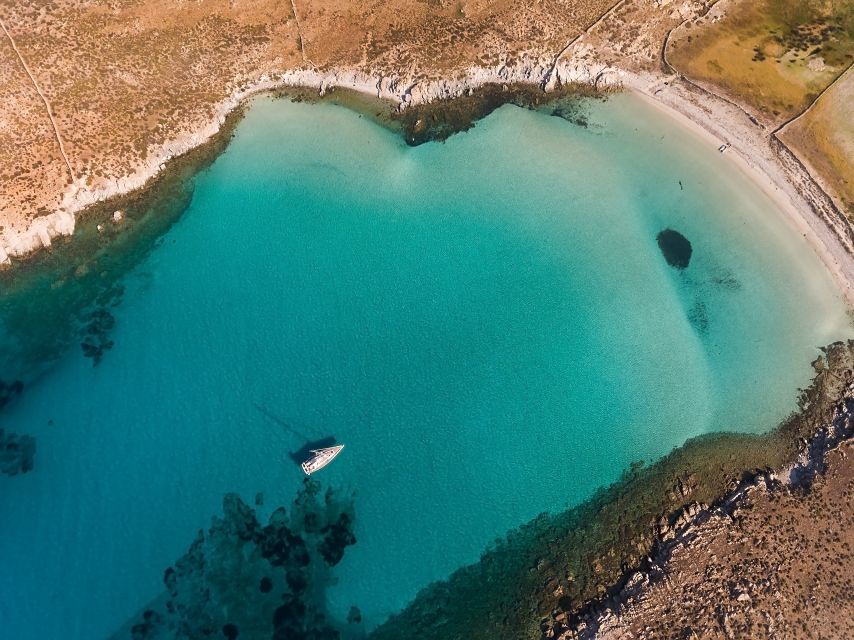 Mykonos: Catamaran Cruise With Meal and Drinks - The return sail past Mykonos windmills