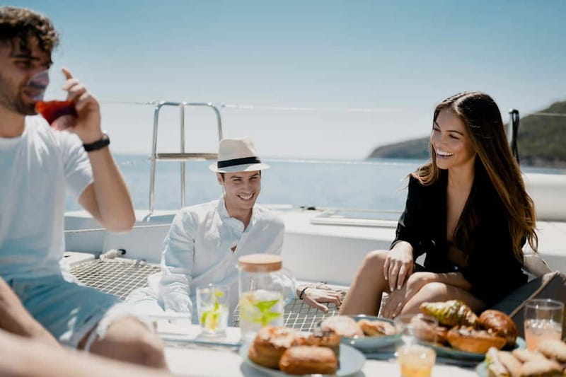 Nafplio: Catamaran Cruise with Meal and Drinks - Sunset Around the Romvi Roundabout