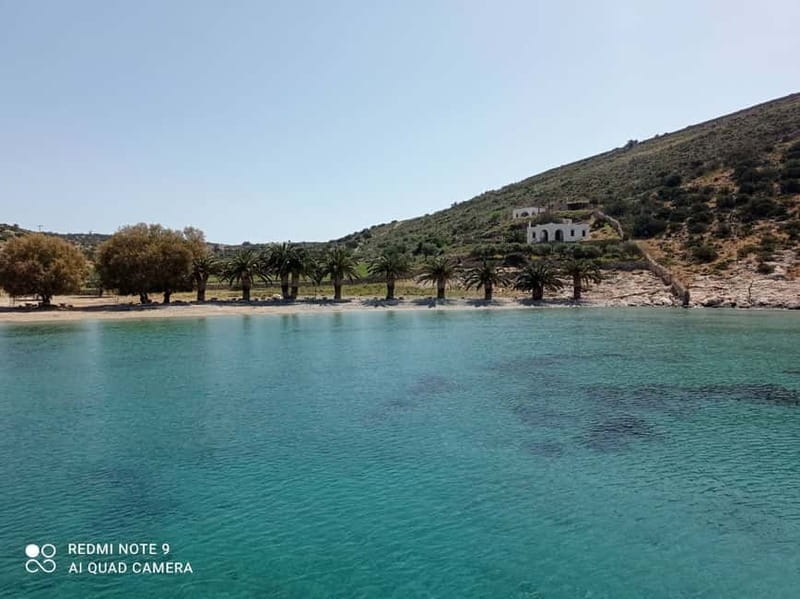 Naxos: Naxos Catamaran Sailing Cruise with Lunch and Drinks - Greek food served at sea