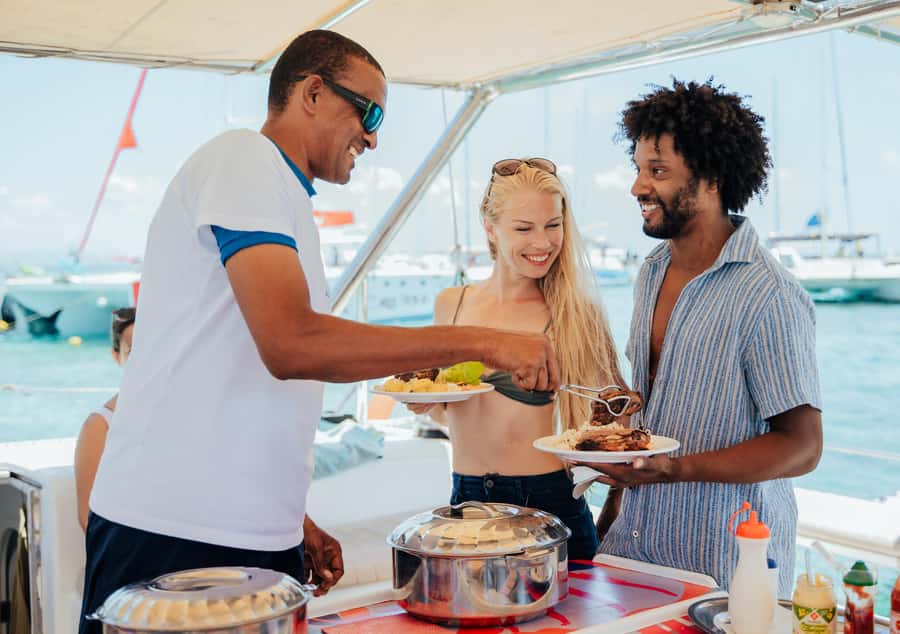 North of Mauritius: Catamaran Cruise w/ BBQ Lunch - A BBQ lunch with the sea around you