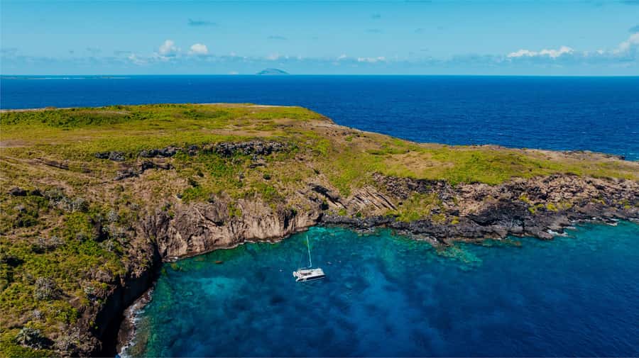 North of Mauritius: Catamaran Cruise w/ BBQ Lunch - Coin de Mire and the Paille en Queue birds