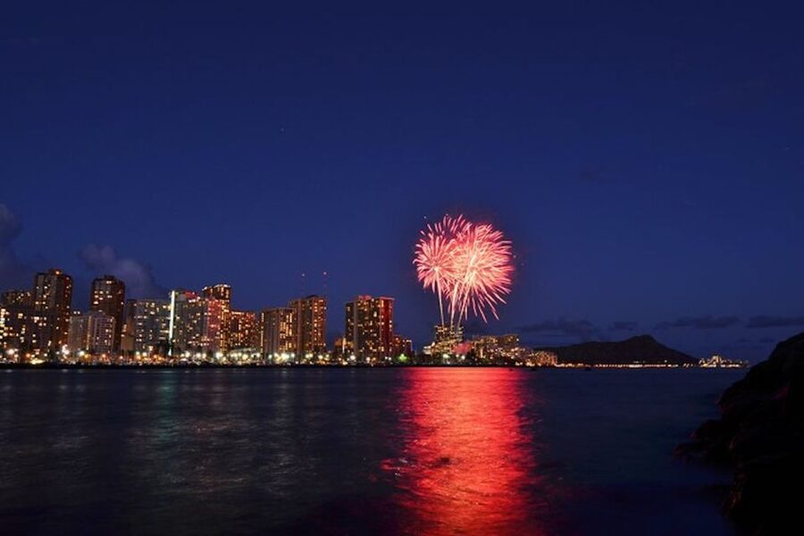 Oahu: Waikiki Friday Night Fireworks Catamaran (Wahine Koa) - From Ala Wai Harbor to the Waikiki Coast