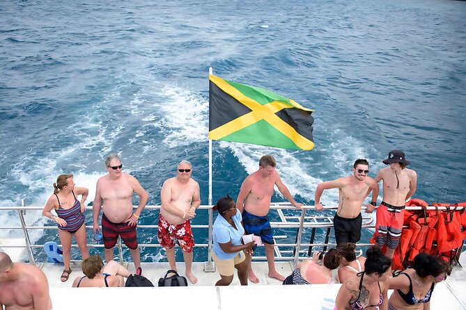 Ocho Rios Catamaran: Dunn's River Falls, Snorkeling & Open Bar - Key points to know before booking