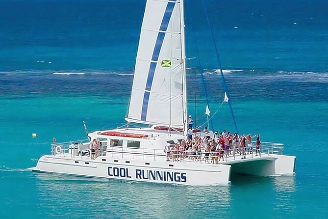 Ocho Rios Catamaran: Dunn's River Falls, Snorkeling & Open Bar - Snacks, drinks, and the party sail home