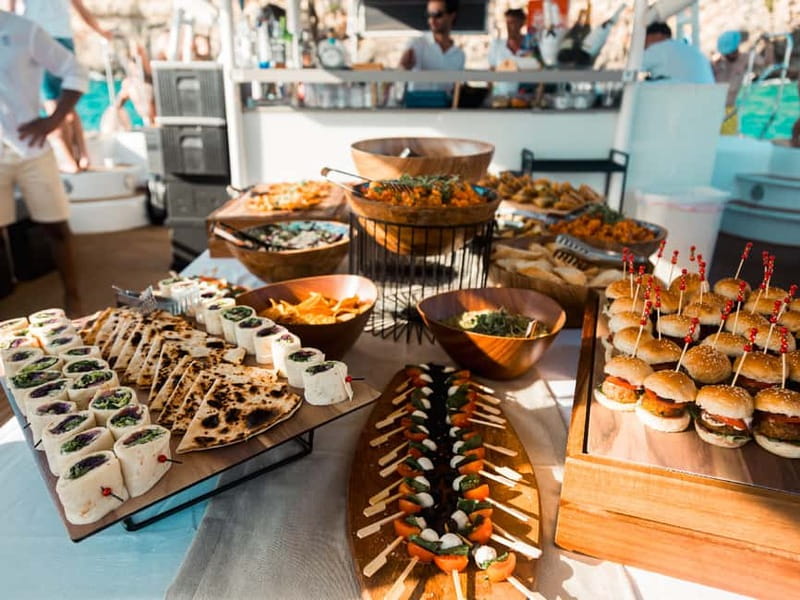 Palma de Mallorca: Half-Day Catamaran Tour with Buffet Meal - The return past Palma’s landmarks