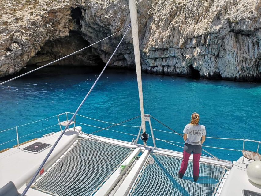 Paros: Catamaran Cruise with Swimming, Meal and Drinks - Pickup from Paros and the start of the day