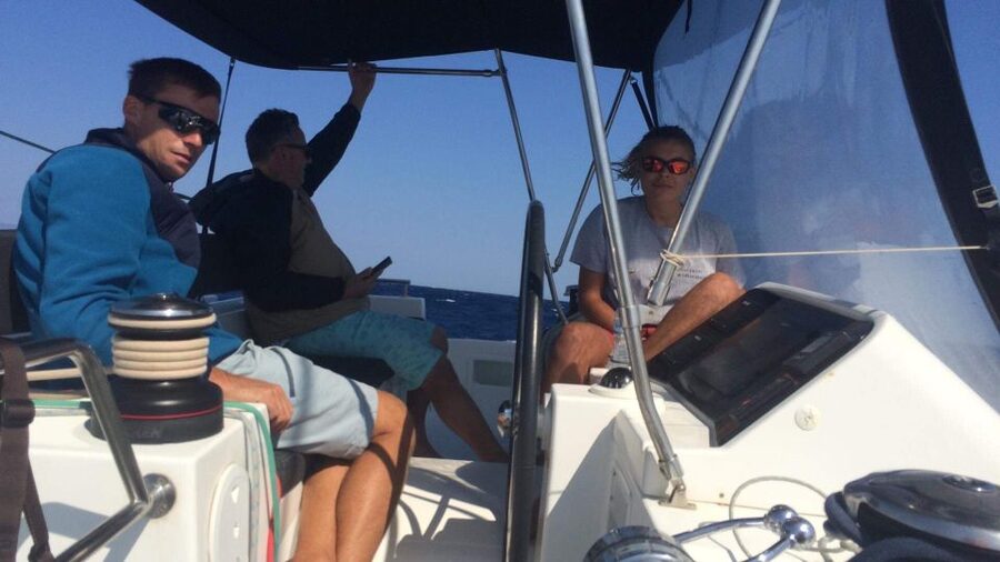 Paros: Catamaran Cruise with Swimming, Meal and Drinks - Is $318 worth it?