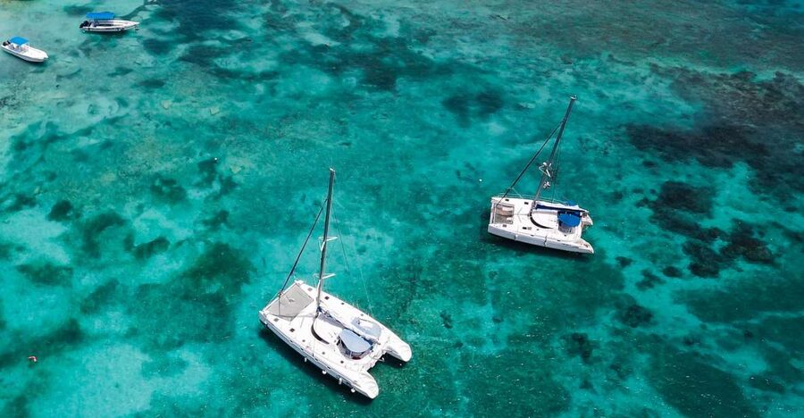 Paros: Private Catamaran Cruise with Lunch, Drinks & SUP - Swimming and snorkeling in clear water