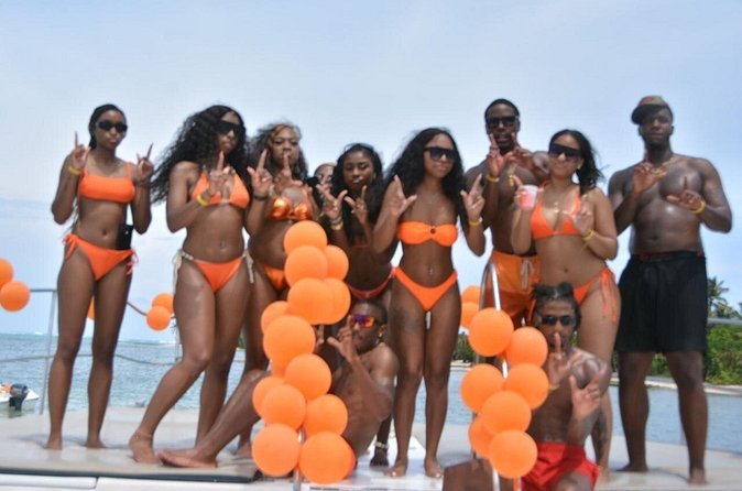 Party Boat / Catamaran Party in Punta Cana - The natural ocean pool is the star stop