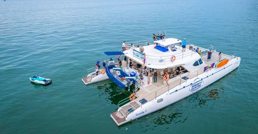 Pattaya: 3 Islands Catamaran Tour with Buffet Lunch - What the $118 price includes