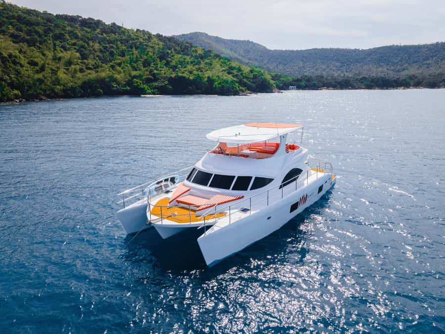 Pattaya: Private Luxury Catamaran Island Discoveries - Half-day routes: three different kinds of sea day