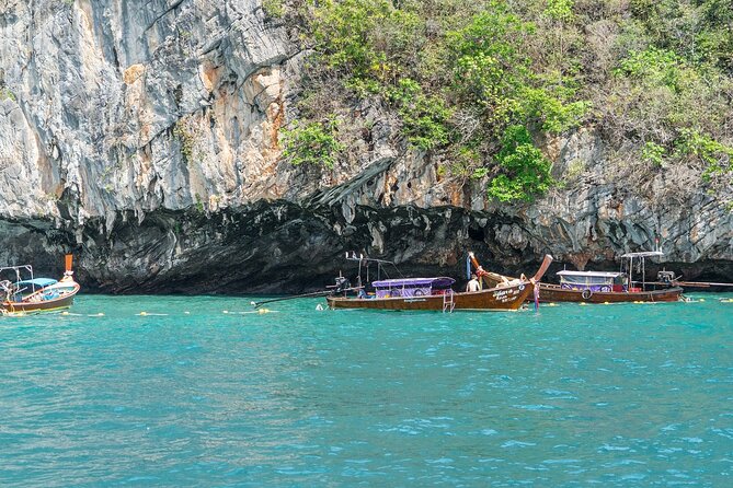 Phi Phi Island Adventure Day Tour from Phuket Speedboat/Catamaran - Pileh Lagoon and the best water stop
