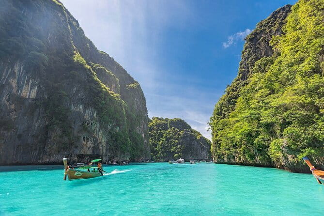 Phi Phi Islands and Khai Island by Premium Speed Catamaran - Pileh Lagoon is the most active final stop