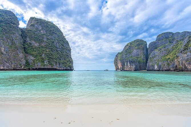 Phi Phi, Maya, Khai and Pileh Day Trip by Speed Catamaran From Phuket - Phi Phi Don, lunch at Ton Sai Bay