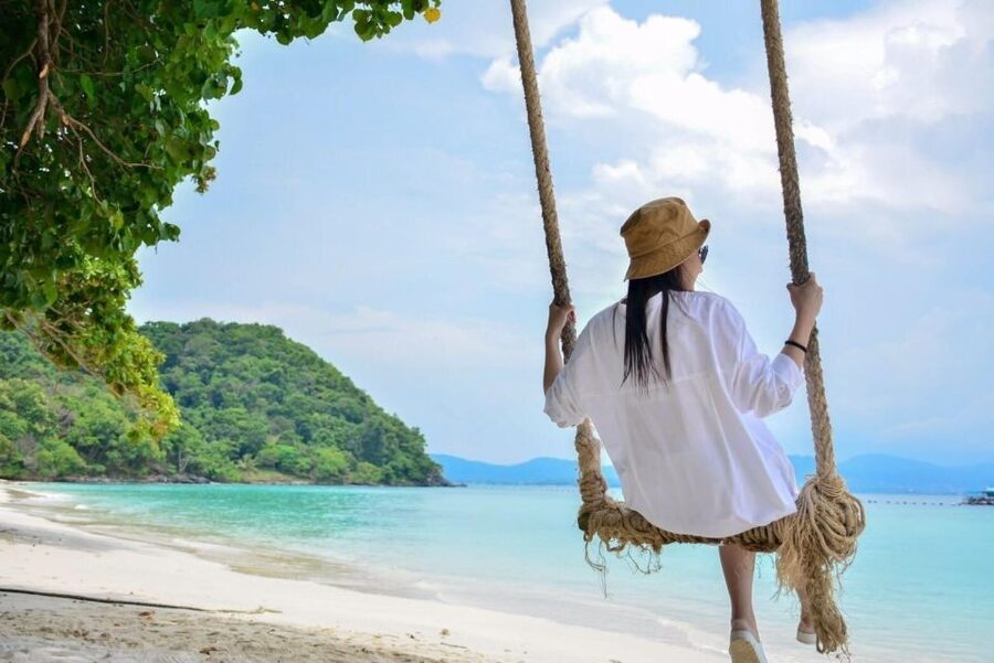 Phuket: Coral Island & Sunset Dinner by Sailing Catamaran - Snorkeling Time May Not Be as Long as Expected