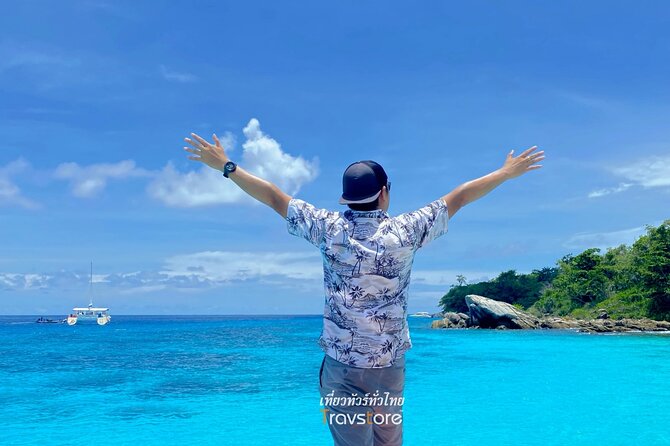 Phuket: Coral Island Trip and SunSet Cruise by Catamaran Yatch - A short sail from Phuket to Coral Island