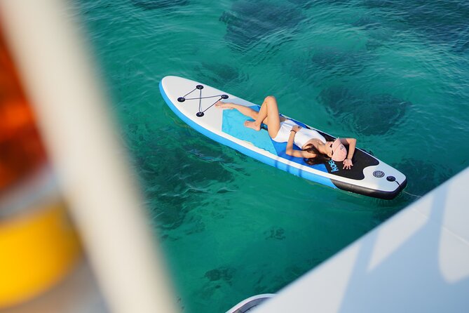Phuket: Phi Phi, Bamboo & Maiton Speed Catamaran Tour - Maya Bay, Viking Cave, and the seasonal catch