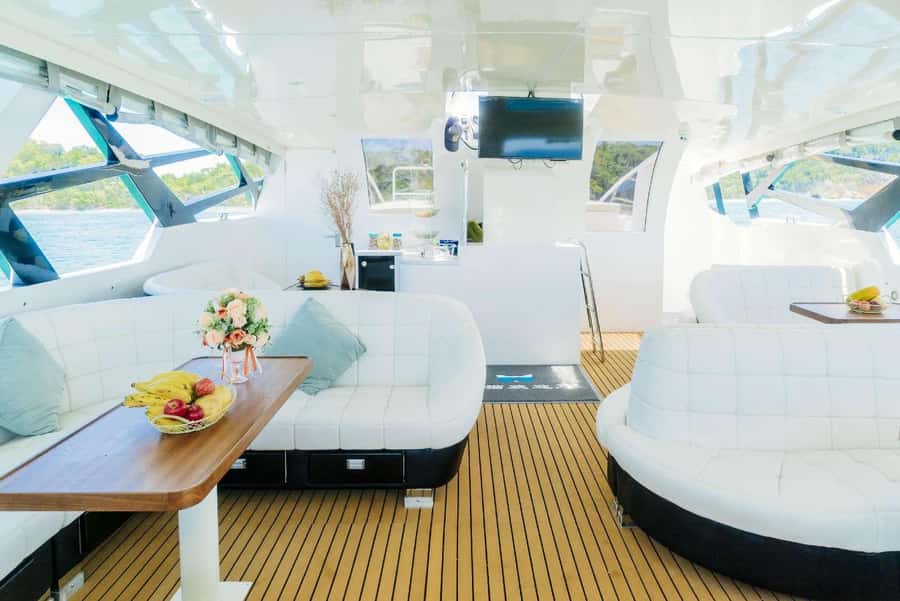 Phuket: Phi Phi & Maithon Island Day Trip by Power Catamaran - Maithon Island and the second water stop