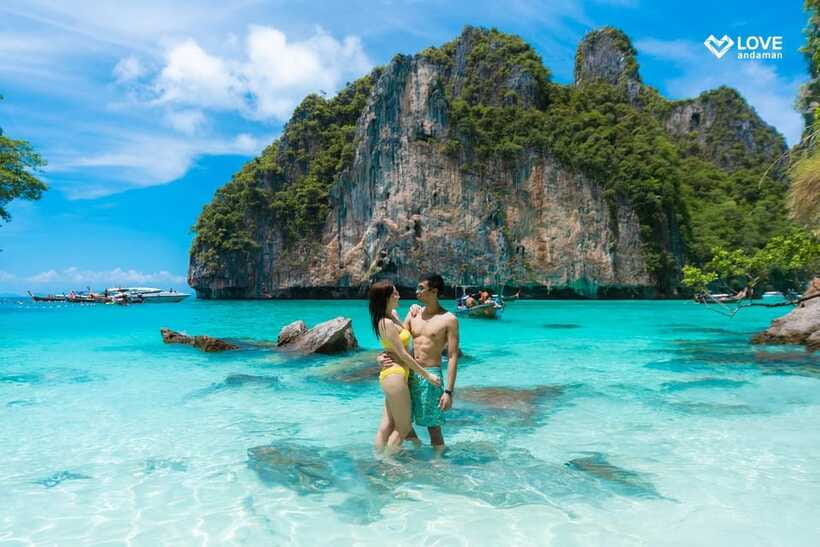 Phuket: Phi Phi Maiton Island Sunset Premium Catamaran Tour - What the $128 price gets you