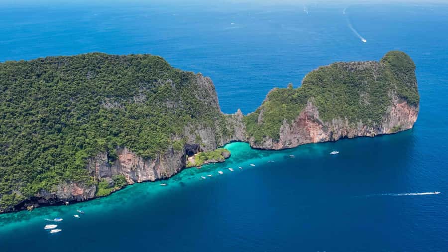 Phuket: Phi Phi, Maya & Bamboo By Premium Speed Catamaran - Quick views of Viking Cave and Monkey Bay